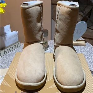 Women’s Ugg’s